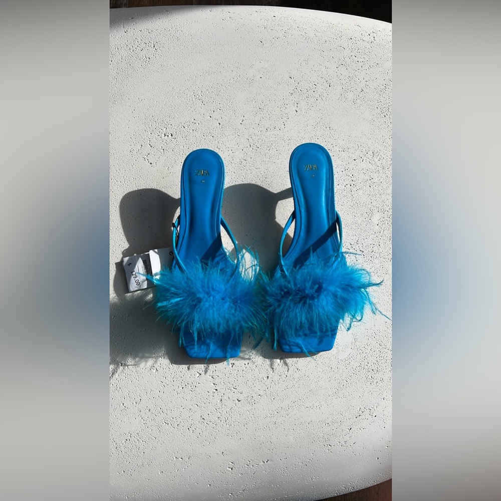Zara blue heel sandal